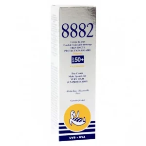 8882 Fond de Teint Anti-bronzage Très Haute Protection SPF 50+ Opale